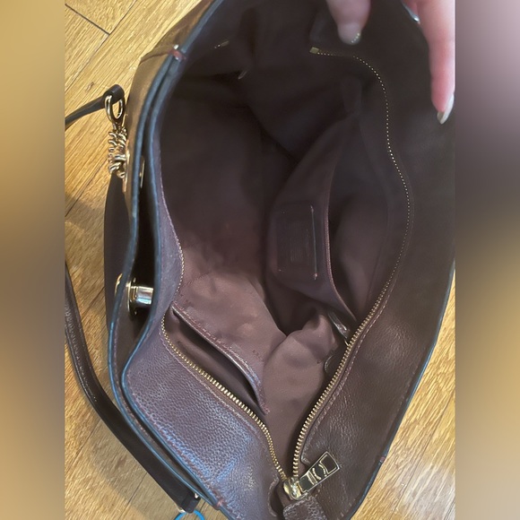 Maroon color Coach bag - Picture 3 of 6